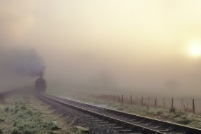 华体会app-终线逆转，贝蒂斯在F1街道赛焦点战中绝杀芬兰传奇