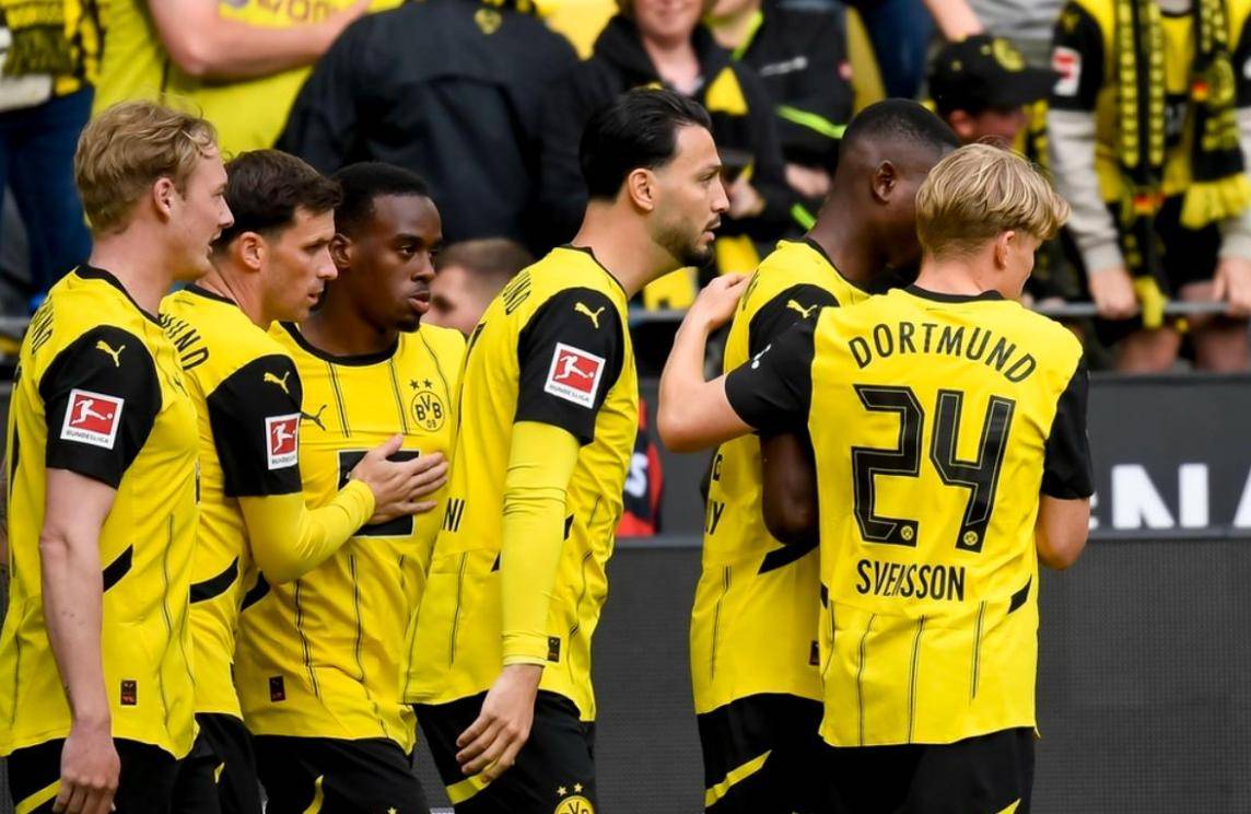 华体会登陆-拜仁险胜里昂，萨拉赫补时绝平德甲  第1张