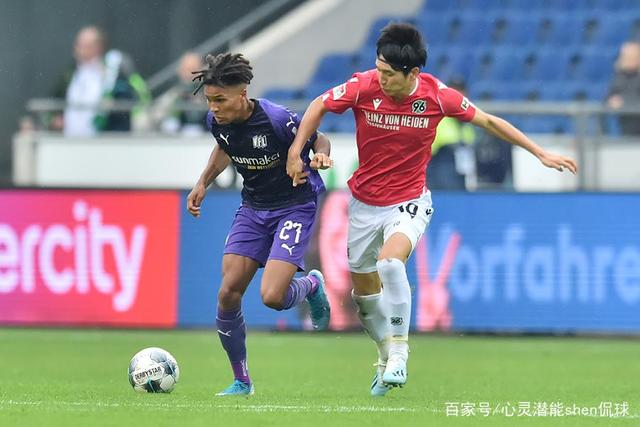 华体会下载-奥斯纳布吕克全队发威，战绩不俗提升积分的简单介绍  第2张